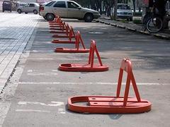 选购手动车位锁，杭州路兴交通设施值得信赖